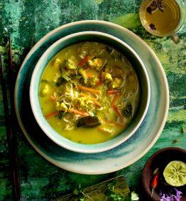 receta de sopa laska